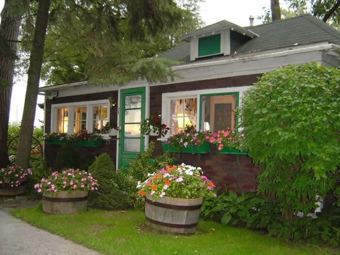 Party cottages choose a private property or rent a great countryside place