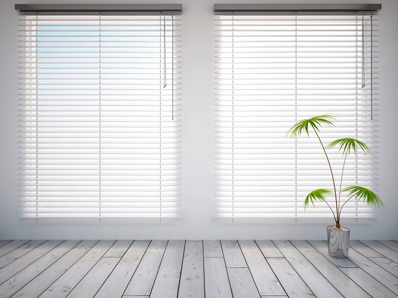 Selecting Cafe Blinds
