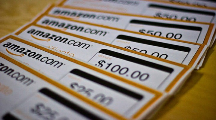 Last minute holiday gift ideas for everyone on your list