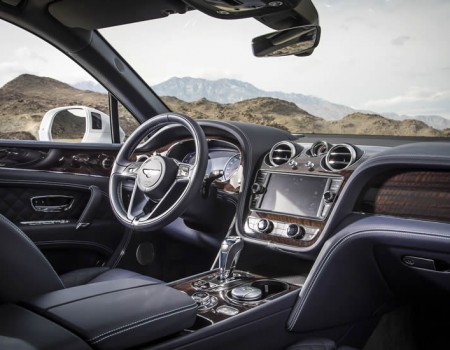 Bentley Bentayga named SUV of the year by Robb Report UK