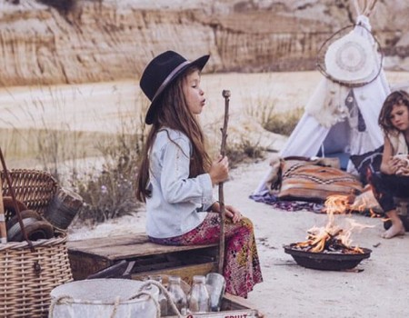 Fashionable children’s clothing has recently started imitating the adult trends and therefore it is no wonder that boho-inspired kids garments can be easily found around the stores as well.