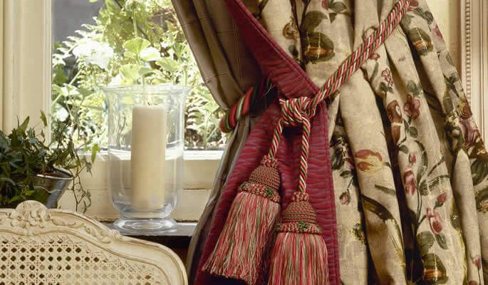 Choose the Right Curtains and Blinds for your Home