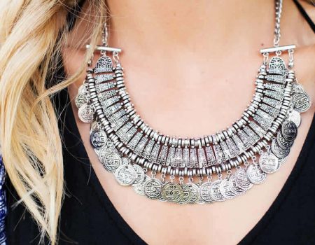 Timeless Style- Jewelry and Fashion Shopping Guide