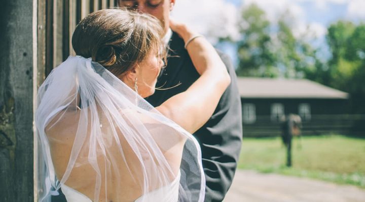 Finding 'The One': Top Tips on Plus-Size Wedding Dress Shopping