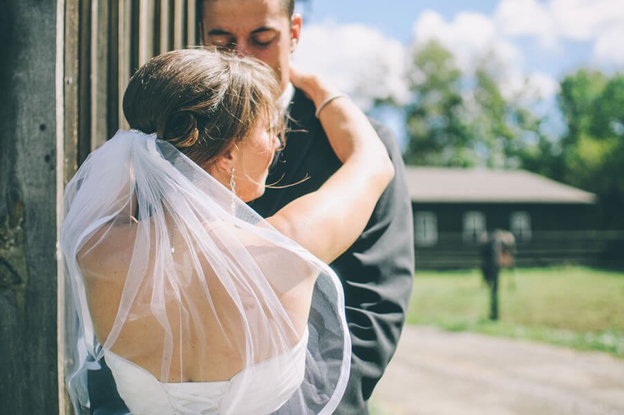 Finding 'The One': Top Tips on Plus-Size Wedding Dress Shopping