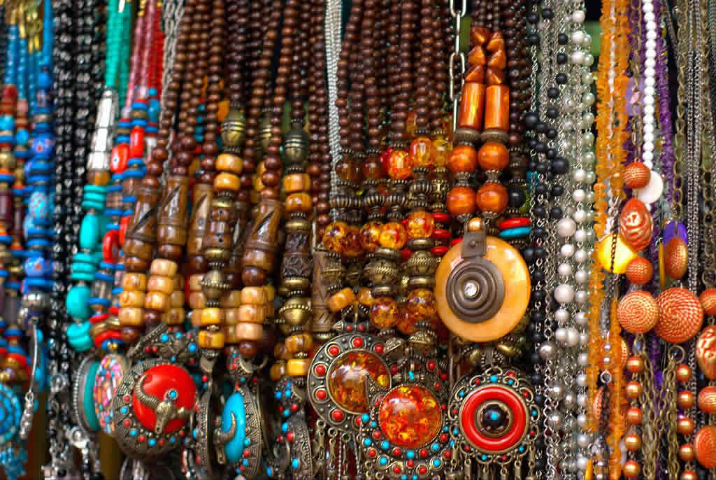 Are you looking at shopping from fine jewelry manufacturers
