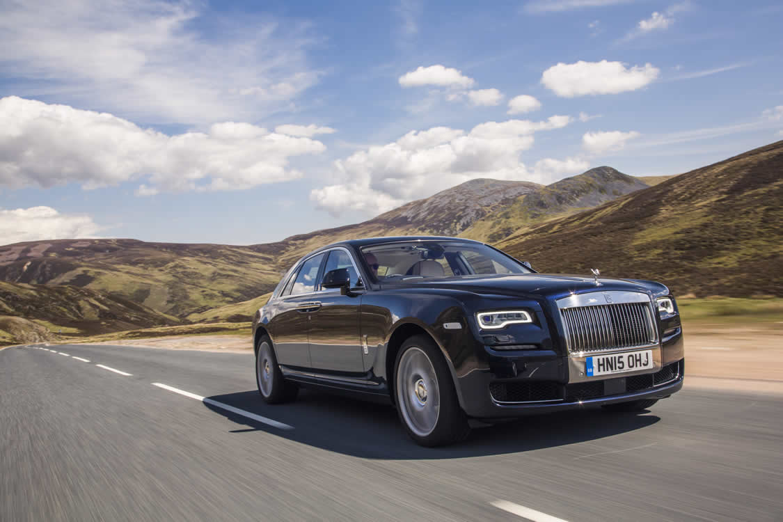 Rolls-Royce Ghost Extended Wheelbase Named Best Super Luxury Car by What Car?