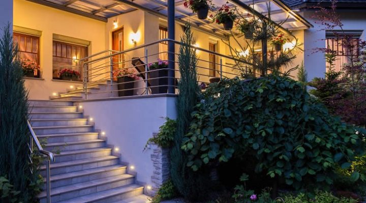 Construction Overview of Cheap External Stairs