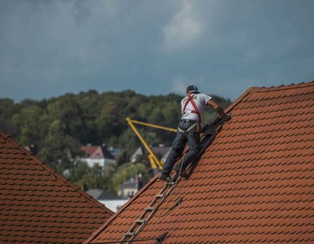 Top Tips To Find The Right Contractor Roof Repairs Services