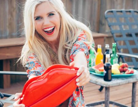 Avoid Looking Older by Not Making These Fashion Mistakes