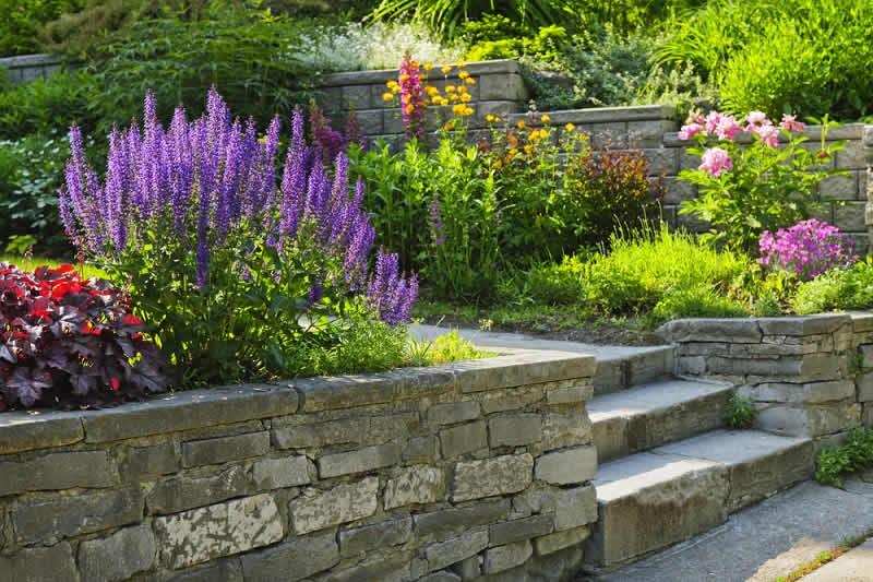 The Complex Engineering Behind Retaining Walls Design