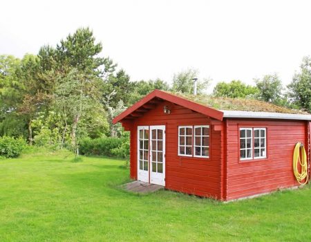 Garden sheds are called green thumbs that look downright cool when placed in your garden.