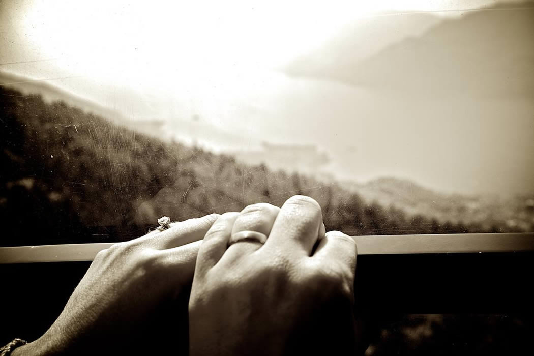 18 jaw dropping engagement rings that are under $500