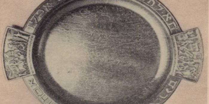 the Right Passover Plate for Passover