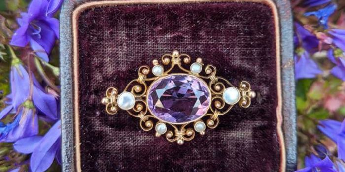 4 Reasons To Choose Vintage Jewellery