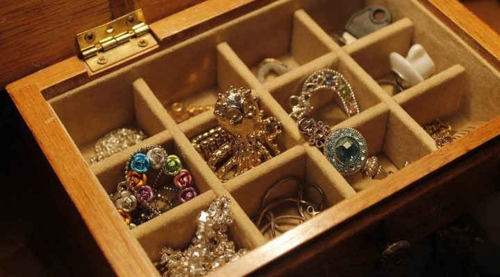 Tips for Collecting Designer and Luxury Jewellery