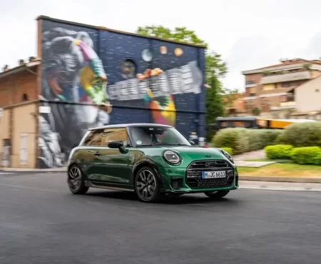 The new MINI Cooper S in JCW Trim