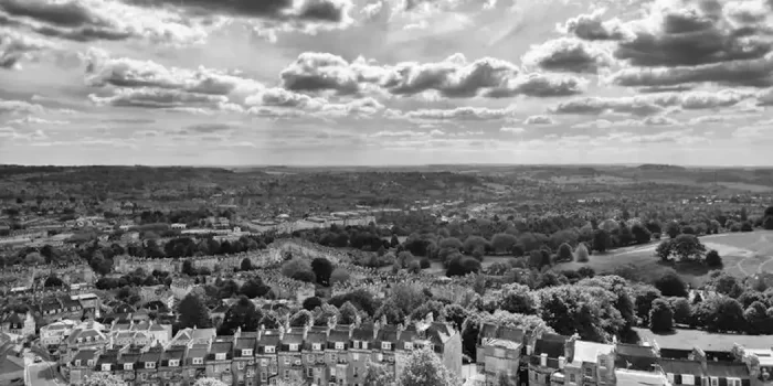 Expert relocating to the UK tax guide